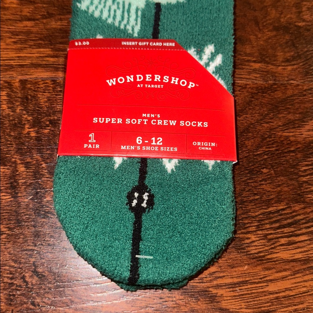 NWT Wondershop Super Soft Christmas Crew Socks (2 Pair) - Picture 4 of 4